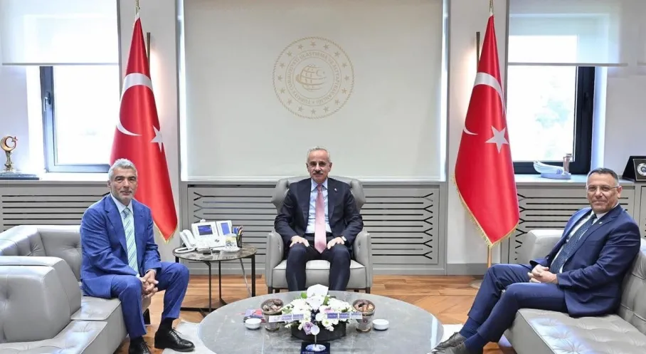 Ulaştırma Bakanı Uraloğlu'ndan Iğdır'a Müjde! Üniversiteye Destek Sözü