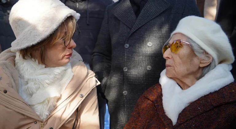 Ümit Özdağ'ın 90 Yaşındaki Annesi Cezaevinde Ziyaret Etti