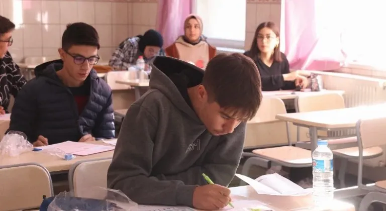 Uzmanı 2024 YKS’yi değerlendirdi! TYT okuduğunu anlayan öğrenciyi seçiyor!