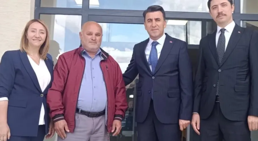 Vali Aygöl'den Duygusal Veda: Pazaryeri Ziyaretiyle Görev Devri Başladı!