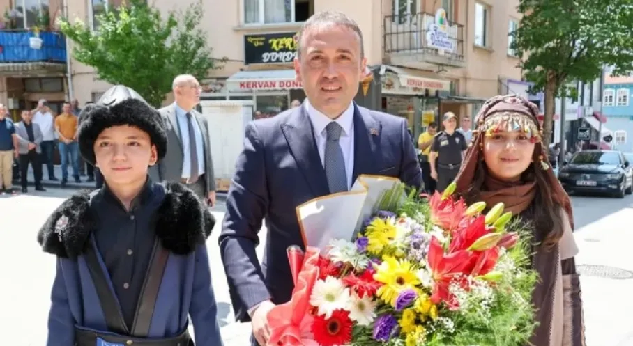 Bilecik'te Yeni Dönem: Vali Sözer Göreve Başladı! (Son Dakika)