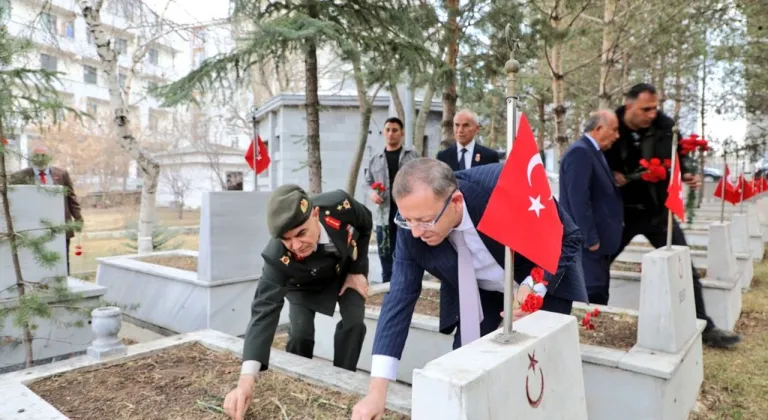 Vali Ziya Polat'un Bayram Ziyaretleri Kars'ta Gündemde