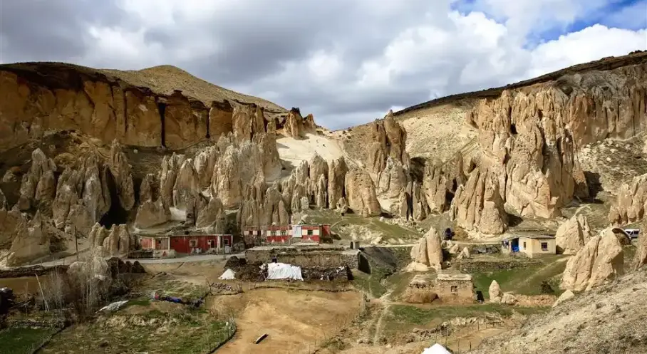 Van'ın saklı Kapadokyası: Vanadokya