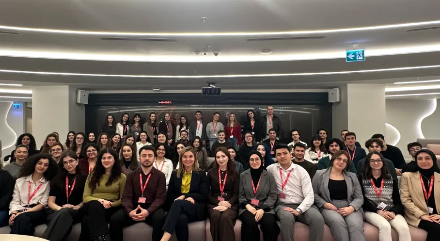 Vodafone Uzun Dönem Staj Programı Rekor Kırdı: 15 Bini Aşkın Genç Başvurdu!