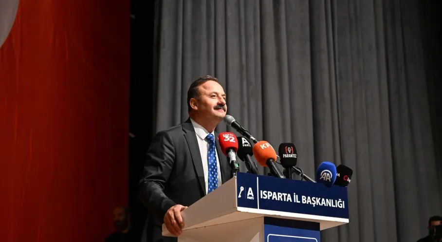 Yavuz Ağıralioğlu Isparta'da: 'Umut Hakkı Sizin, Unutma Hakkı Milletin!'