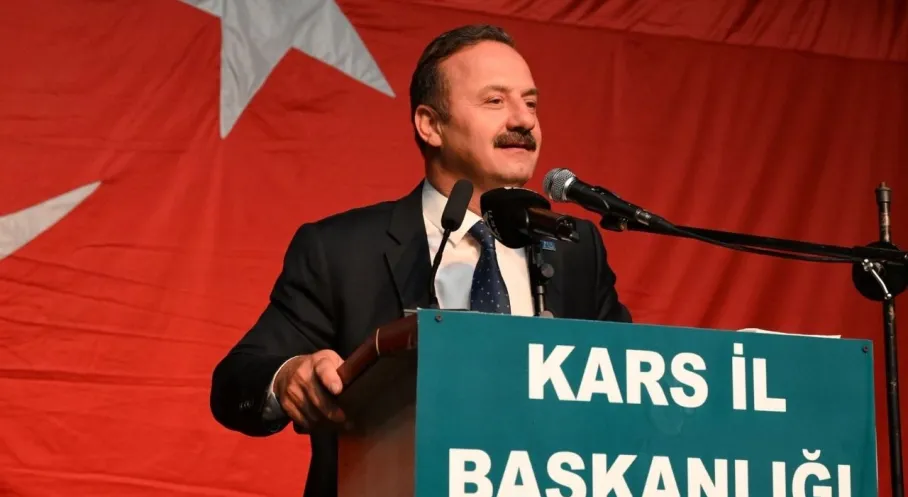 Yavuz Ağıralioğlu Kars'ta Sert Çıktı: 'Memleketi Fakirlikte Eşitlediler!'