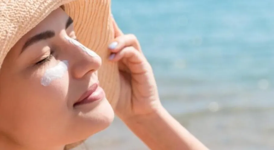 Yaz Güneşi Cilt Kanserine Mi Neden Oluyor? Uzmanından Korunma Yolları!