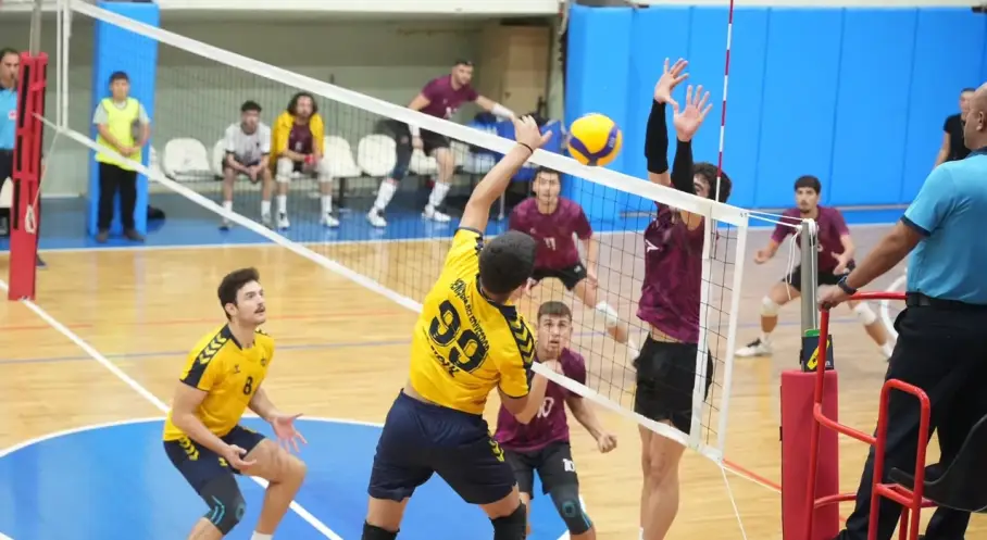 Yenişehir Belediyespor Voleybolda Sezona İki Galibiyetle Başladı
