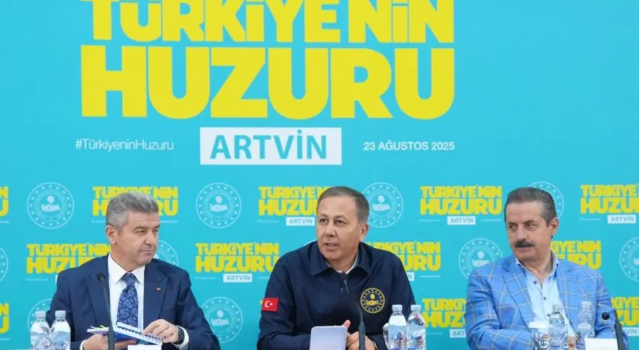 Yerlikaya Artvin'de Güvenlik Zirvesinde: Terörle Mücadelede Kararlılık Vurgusu!