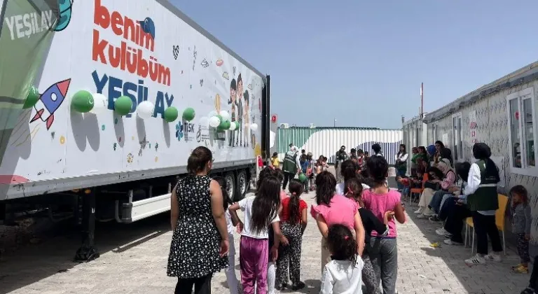 Yeşilay Tırı, Malatya'da Çocuklarla Buluştu