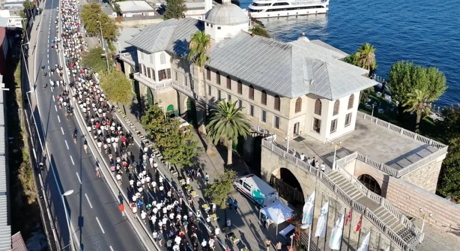 Yeşilay Yarı Maratonu, İstanbul’un Tarihi Rotalarında Gerçekleştirildi