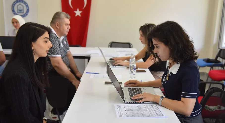 Yıldırım'dan İstihdam Hamlesi: Bursa Şehir Hastanesi'ne 200 Yeni Personel Alımı!