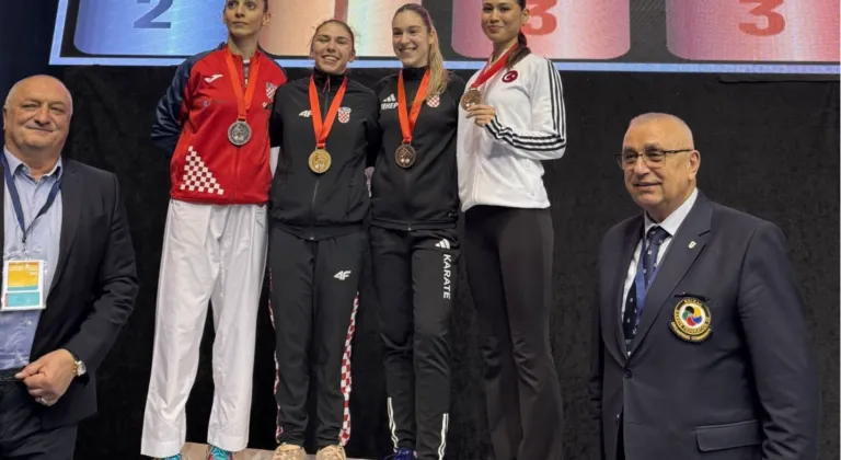 Zümra Rezzan Balkan Karate Şampiyonası'nda 3.'lük elde etti!